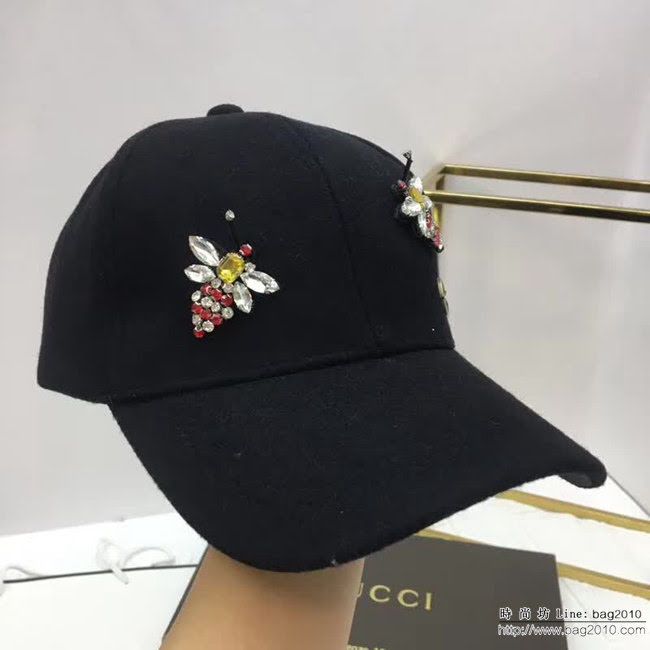 GUCCI古馳 時尚百搭款 帶鑽蜜蜂羊毛棒球帽 LLWJ5844